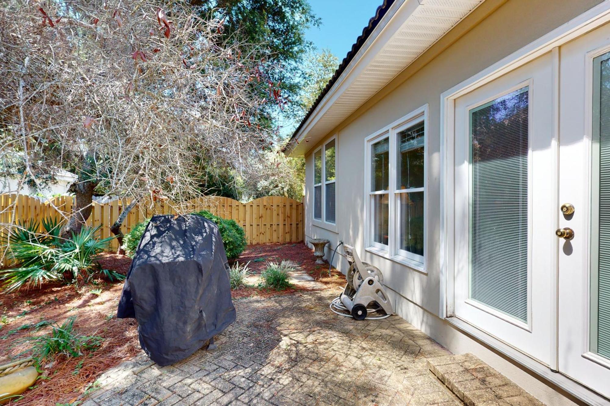 Destiny West Cincy In The Sun Villa Bagian luar foto