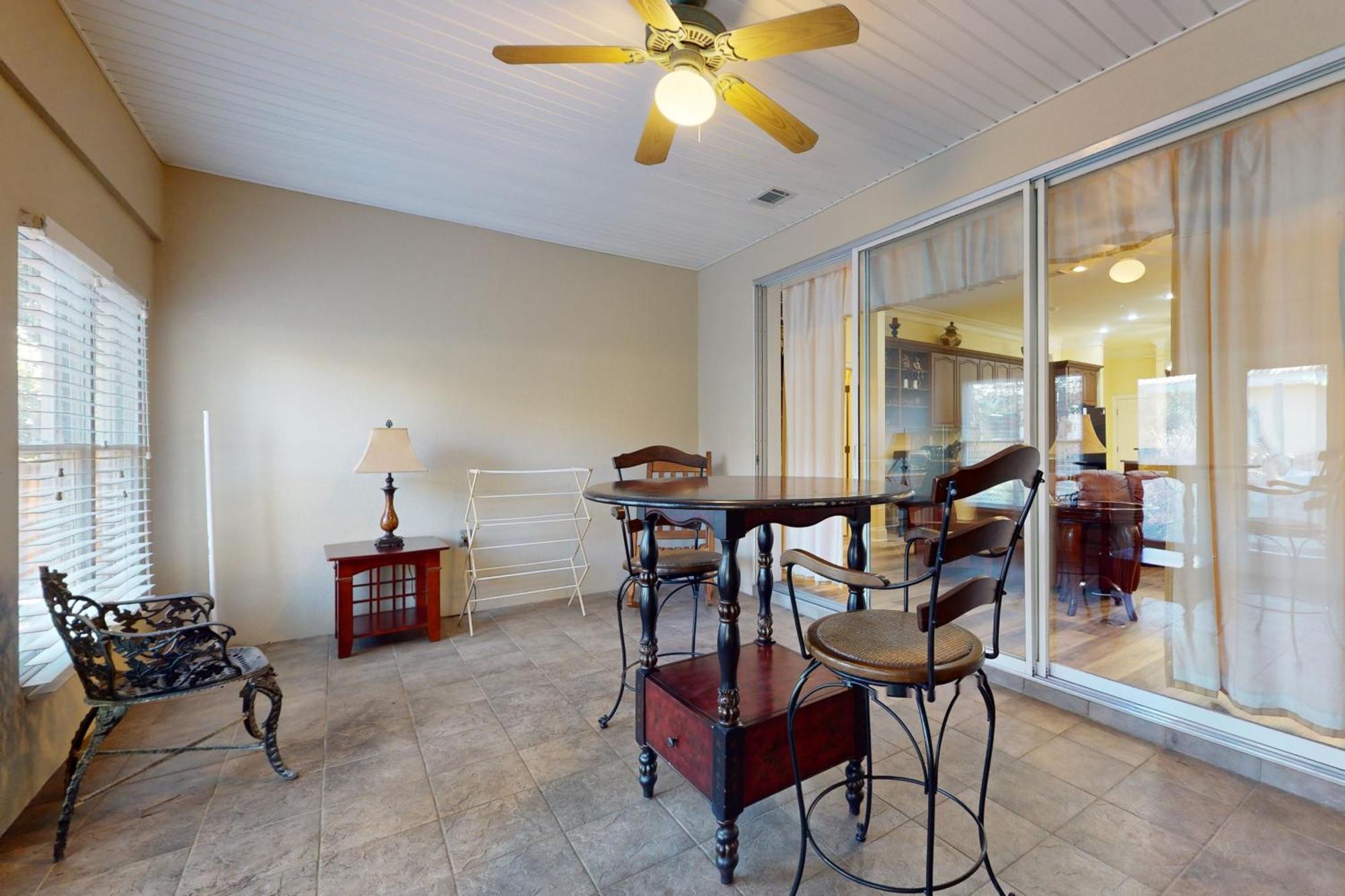 Destiny West Cincy In The Sun Villa Bagian luar foto